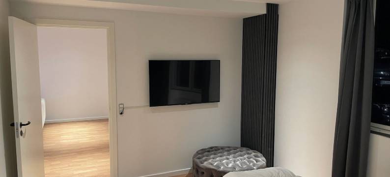 诺德之家，距离机场6分钟，睡6人(Maison Nord 6 min from Airport & Sleep 6)图片