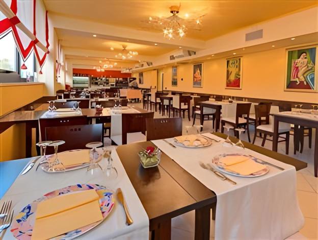 Recina HotelOver view