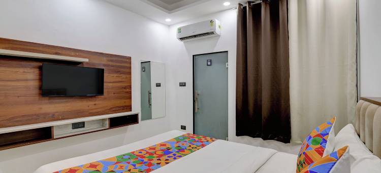 Fabhotel 新郎房间(FabHotel Groom Room)图片