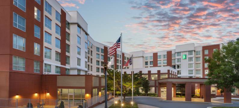 洛特爱斯丽希尔顿安泊酒店(Embassy Suites by Hilton Charlotte Ayrsley)图片