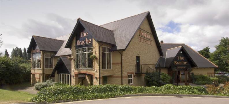 鲁顿机场普瑞米尔酒店(Premier Inn Luton (Airport))图片