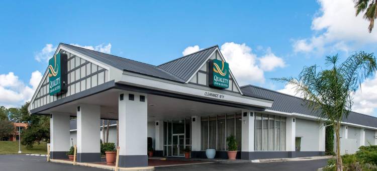 布鲁克斯维尔I-75-戴德市凯艺套房酒店(Quality Inn & Suites Brooksville I-75-Dade City)图片