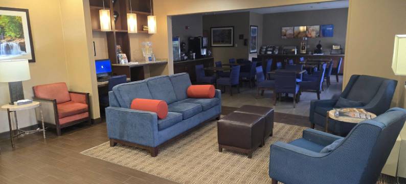 巴伯斯维尔舒适酒店-近亨廷顿购物中心区(Comfort Inn Barboursville Near Huntington Mall Area)图片