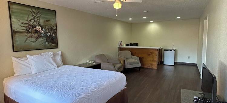 马歇尔温德姆戴斯套房酒店(Days Inn & Suites by Wyndham Marshall)图片