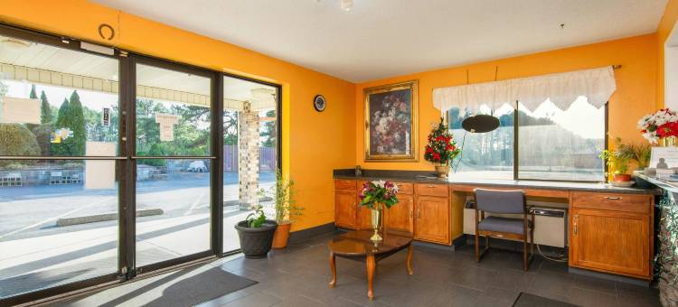 Hotel O 波特兰经济型宾馆，靠近I-65(Budget Host Inn by Hotel O Portland Near I-65)图片