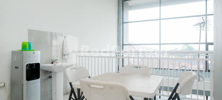 Guest House Pinarak 2 Syariah Near Gor Satria Purwokerto Mitra RedDoorz图片