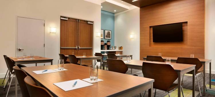 迈阿密机场福朋喜来登酒店(Four Points by Sheraton Miami Airport)图片