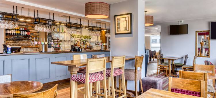 优品迎伦敦盖特威克机场(北航站楼)酒店(Premier Inn London Gatwick Airport (North Terminal) Hotel)图片