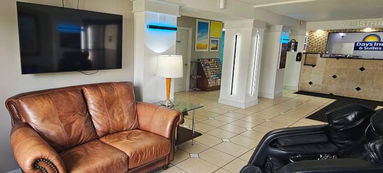 坦帕戴斯套房酒店-近依波城(Days Inn & Suites by Wyndham Tampa near Ybor City)图片