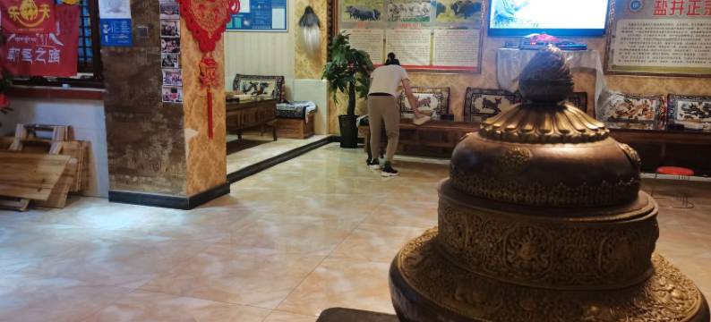 盐井147观景酒店图片