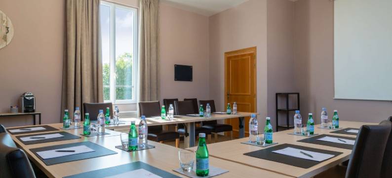 圣罗兰原生酒店(Hôtel Saint-Laurent, the Originals Relais)图片