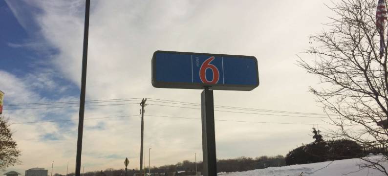 明尼苏达州伯恩斯维尔 6 号汽车旅馆(Motel 6 Burnsville, MN)图片