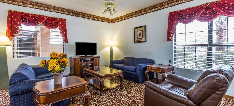 伊克诺套房旅馆(Econo Lodge Inn & Suites)图片