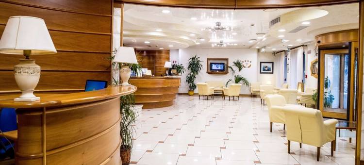 维多利亚大酒店(Grand Hotel Victoria)图片