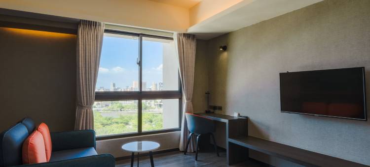 高雄爱河智选假日酒店图片