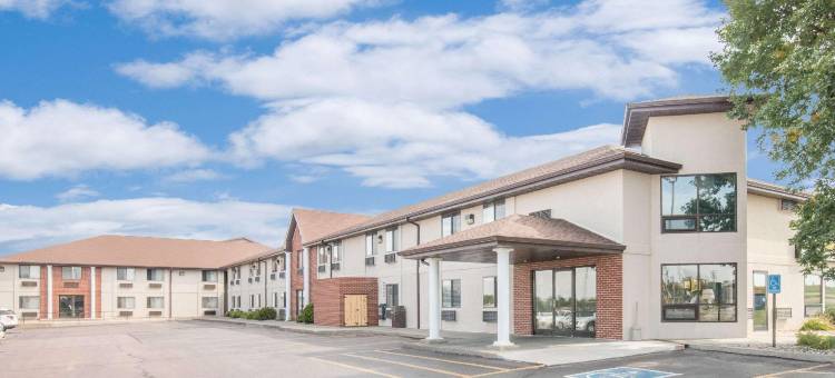 米切尔东南戴斯酒店(Days Inn by Wyndham Mitchell SD)图片