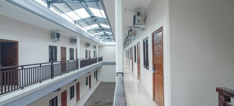 红多兹伊斯兰普拉斯酒店-塔西马来亚先锋旅馆(RedDoorz Syariah Plus @ Perintis Guesthouse Tasikmalaya)图片