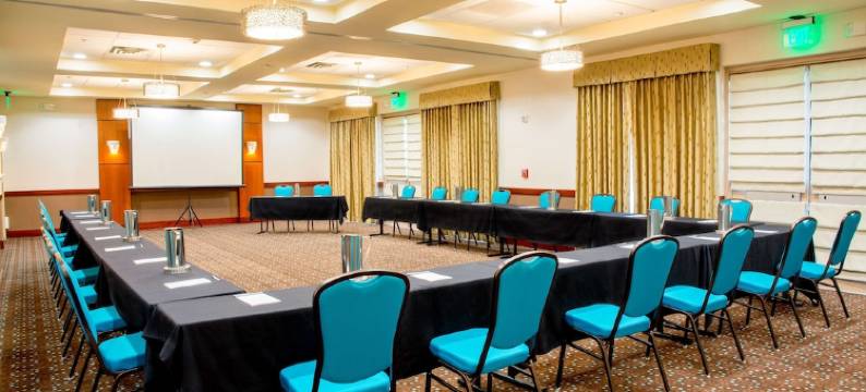 希尔顿欢朋套房酒店-科罗纳里布东(Hampton Inn & Suites Riverside/Corona East)图片