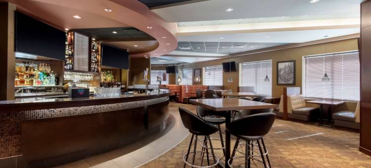 冷湖贝斯特韦斯特酒店(Best Western Cold Lake Inn)图片