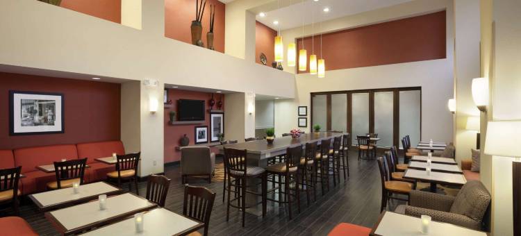 康罗I-45号北欢朋套房酒店(Hampton Inn & Suites Conroe I-45 North)图片