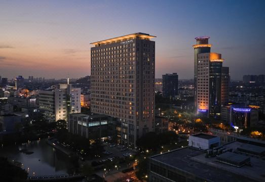 崑山琶拉帝诗酒店外景图