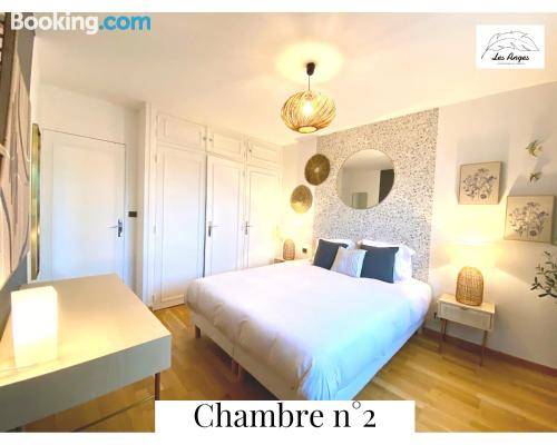 L'Eden - Centre Historique - 2Ch - Ascenseur - Spacieux 75m2 - 6 Pers - Parking Public en Face