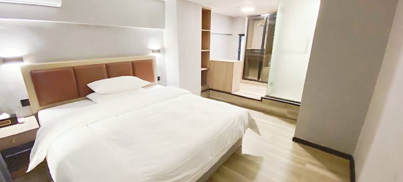 罗孚空中温泉公寓(金河大道分店)图片