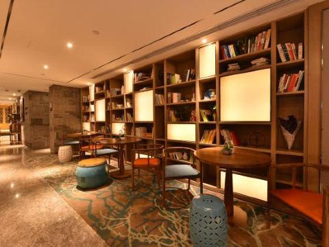 Adot Hotel, Beijing Nanluoguxiang Shi Cha Hai Park Over view