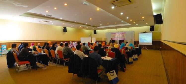 伦比亚度假别墅帕卡丁加奴(Rumbia Resort Villa Paka)图片