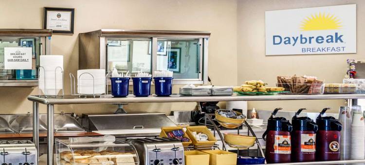 福乐顿市戴斯套房酒店(Days Inn & Suites by Wyndham Fullerton)图片