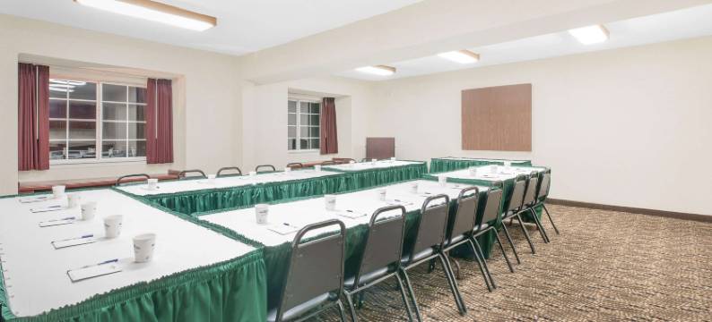 汉堡温德姆麦客达套房酒店(Microtel Inn & Suites by Wyndham Hamburg)图片