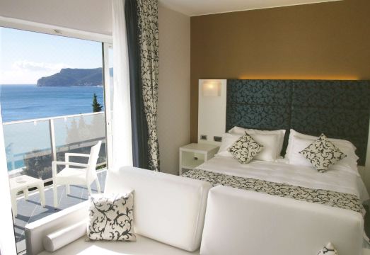 Best Western Hotel Acqua Novella Hotel Overview