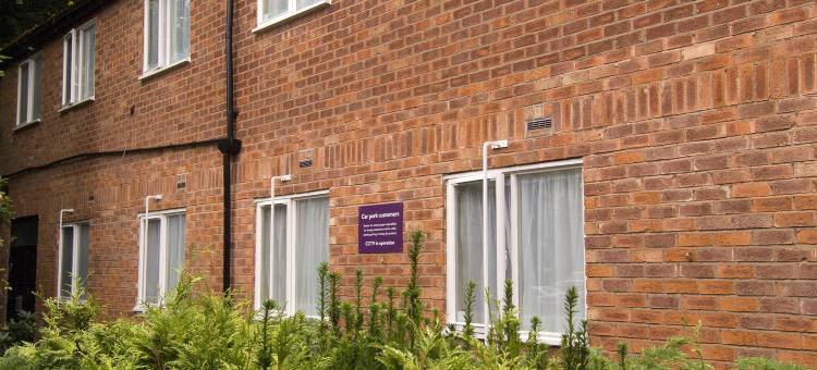 威勒尔切尔德桑顿普瑞米尔酒店(Premier Inn Wirral (Childer Thornton))图片