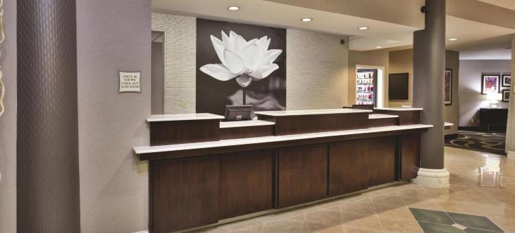 伯明翰胡佛拉昆塔温德姆套房酒店(La Quinta Inn & Suites by Wyndham Birmingham Hoover)图片