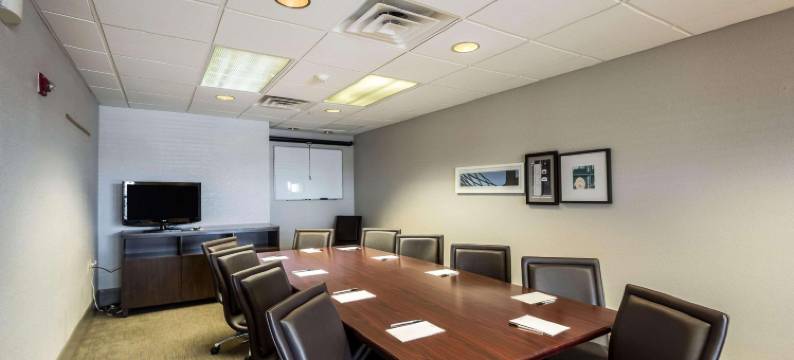 丰迪拉克丽怡酒店(Country Inn & Suites by Radisson, Fond du Lac, WI)图片