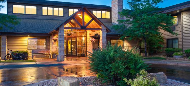 美吟温德姆酒店及会议中心(AmericInn by Wyndham Mankato Event Center)图片