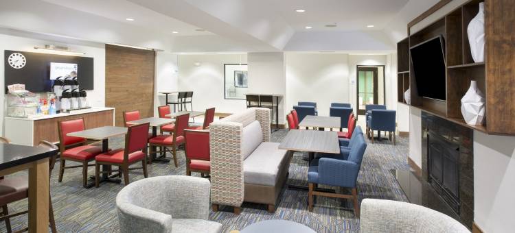 Holiday Inn Express 村西(Holiday Inn Express Kansas City - at the Legends)图片