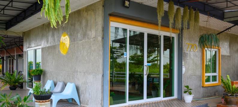 尼塔拉特里酒店(Nithra Ratree Hotel)图片