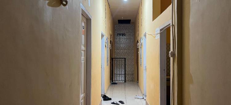 OYO 93412 伊尔玛伊斯兰旅馆靠近UPTD SMP Negeri 8 Parepare(OYO 93412 Kost Irma Syariah Near Uptd Smp Negeri 8 Parepare)图片