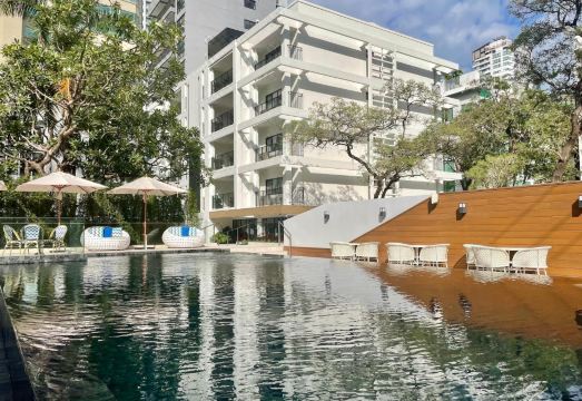 Floral Court Hotel & Residence Sukhumvit 13 Hotel Overview
