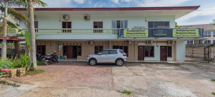 Urbanview Hotel Kampung Istal Megamendung Puncak by RedDoorz图片