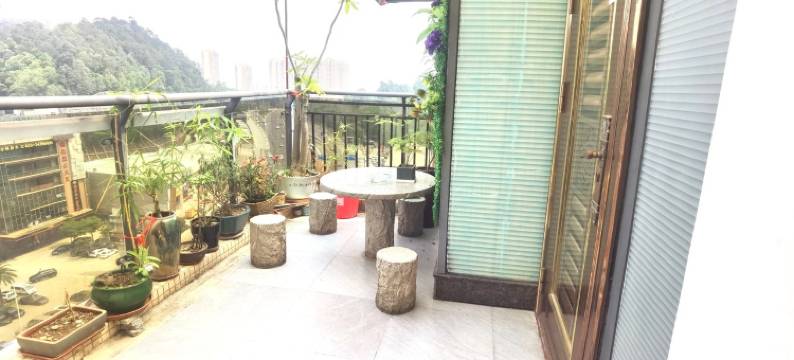 夕照滑滑梯乐园公寓(钟顺路分店)图片