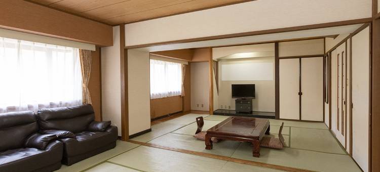 箱根汤本伊东园酒店(Itoen Hotel Hakone Yumoto)图片