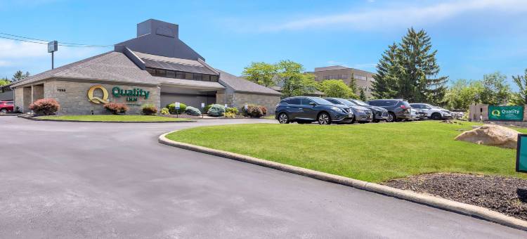 克利夫兰机场品质酒店(Quality Inn Cleveland Airport)图片