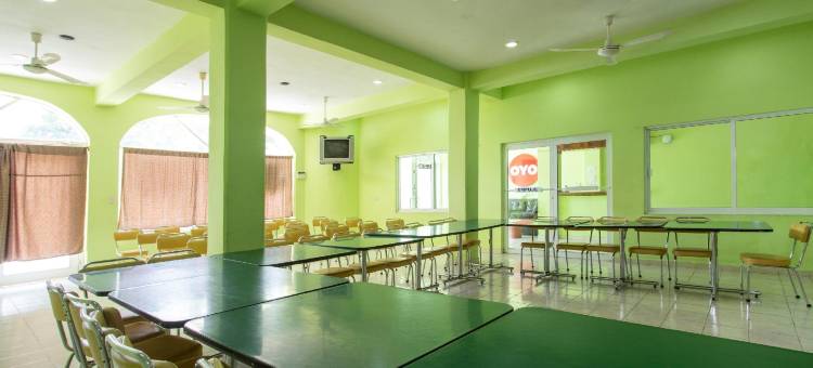 OYO Hotel Estacion，José Cardel，中央革命公园酒店(OYO Hotel Estacion,José Cardel,Parque Central Revolución)图片