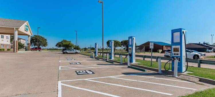 昆特品质酒店(Quality Inn)图片