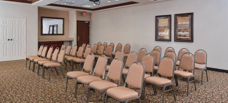 智选假日套房酒店拉斯克鲁塞斯(Holiday Inn Express & Suites LAS CRUCES by IHG)图片