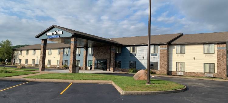 普雷里德欣温德姆美吟温德姆酒店(AmericInn by Wyndham Prairie du Chien)图片