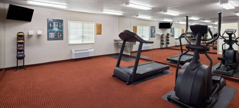 格林贝戴斯套房酒店(Days Inn & Suites by Wyndham Green Bay WI.)图片