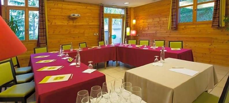 莱斯普利耶酒店(Logis Hôtel les Peupliers)图片